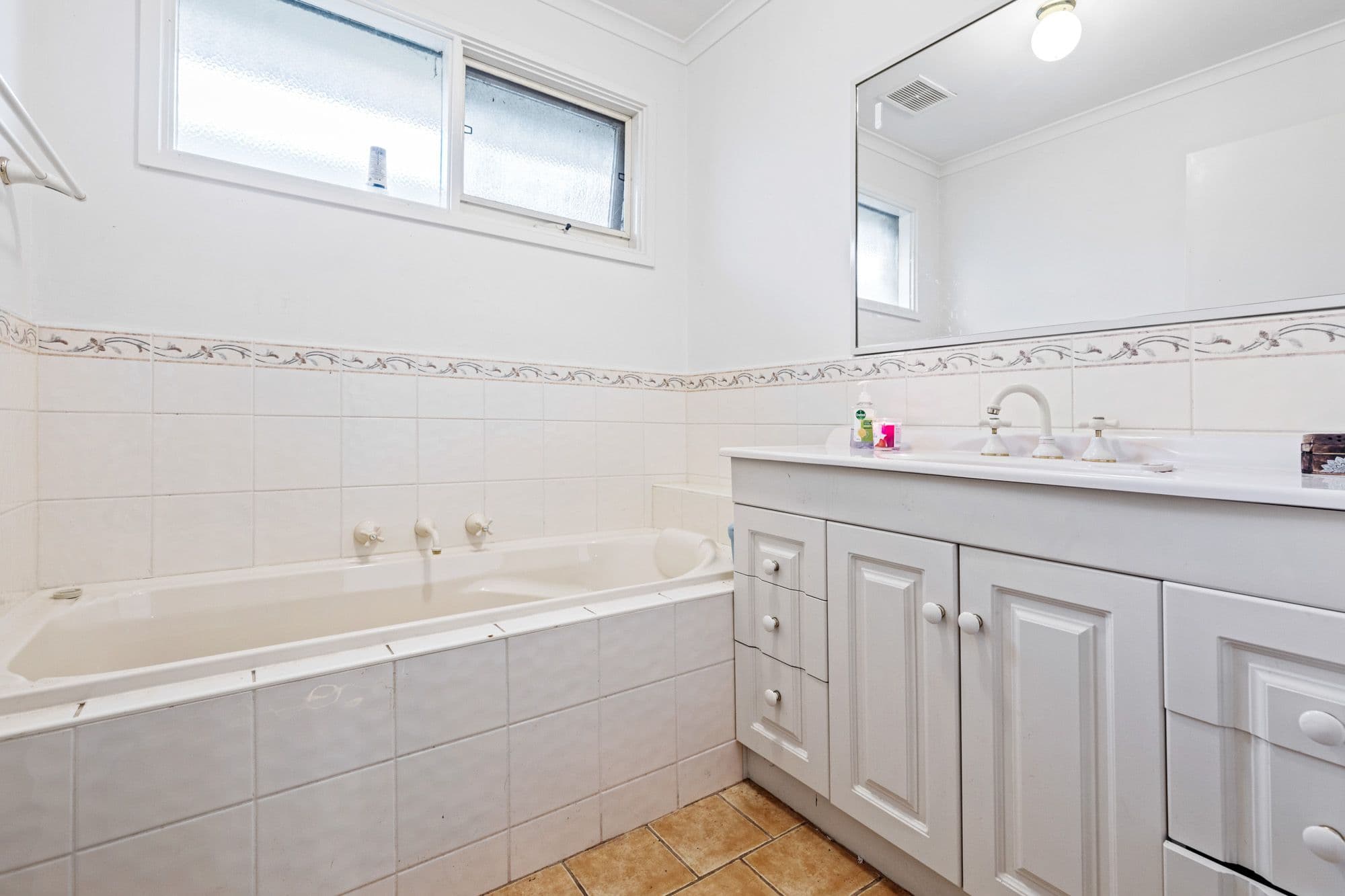 3 Leigh Street, Werribee VIC 3030, Werribee - Thumbnail 7