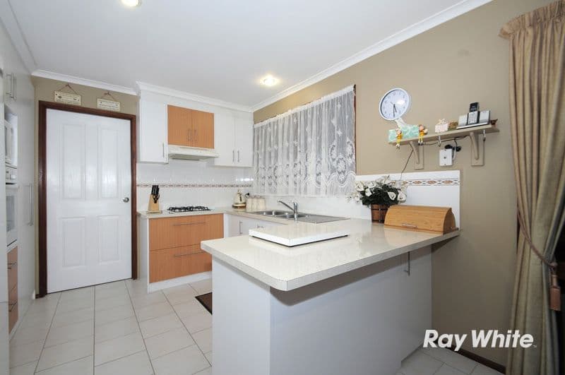 14 Toirram Crescent, CRANBOURNE VIC 3977, Cranbourne - Thumbnail 2
