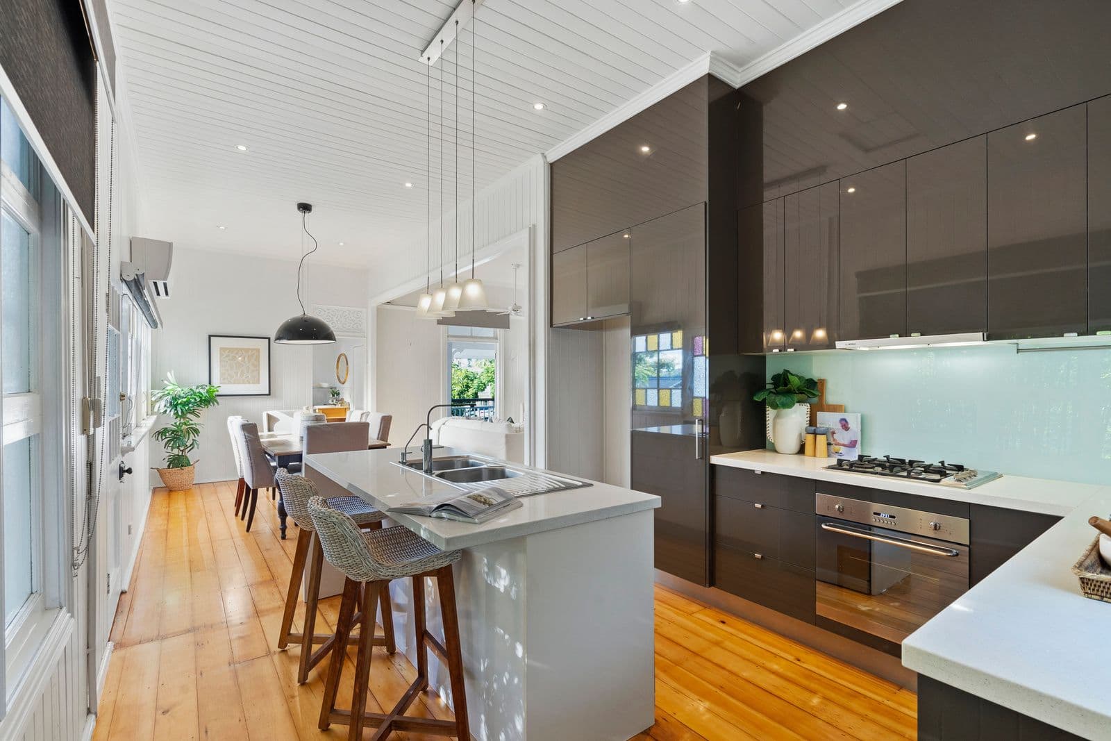 153 Park Road, Yeerongpilly QLD 4105, Yeerongpilly - Thumbnail 2