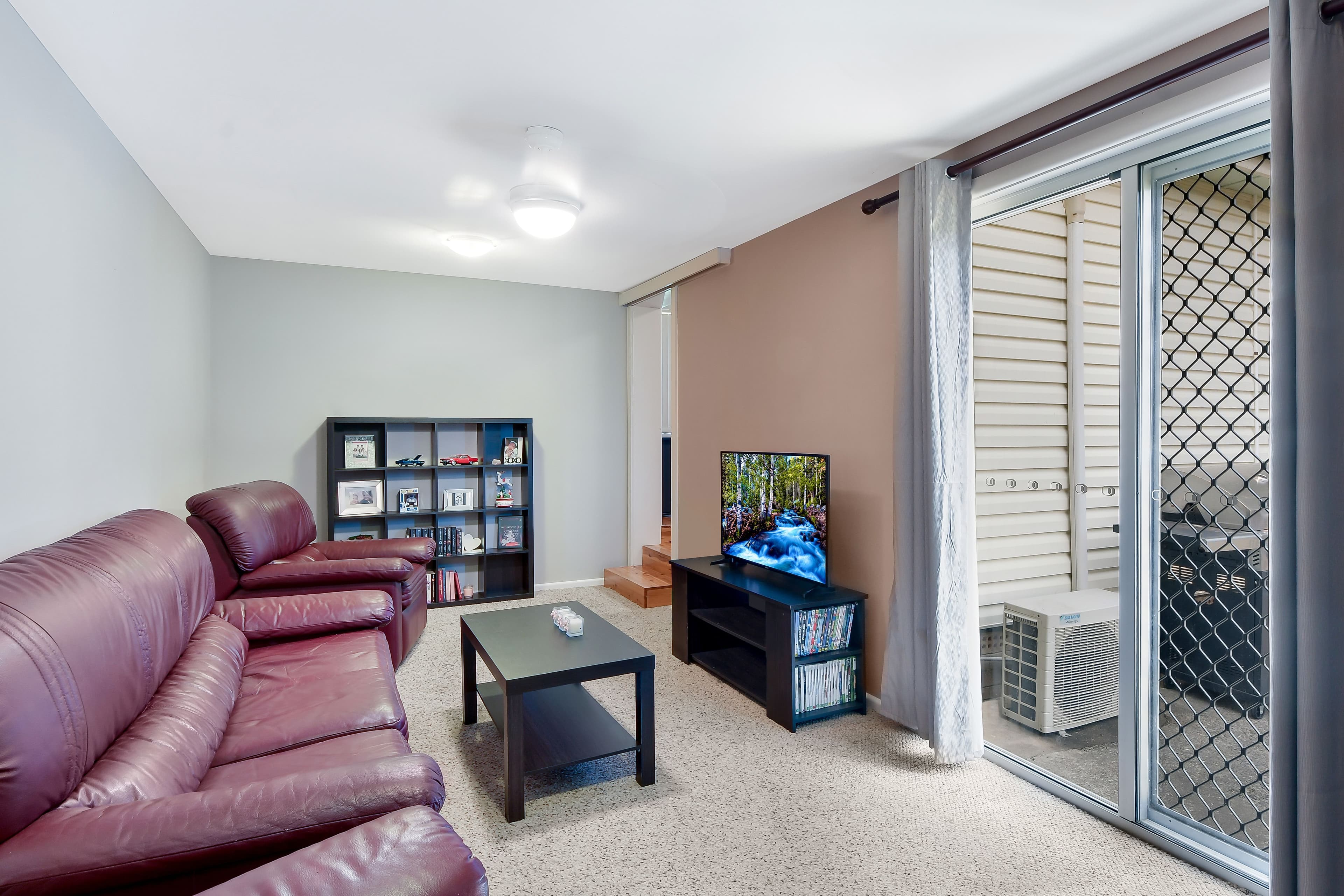 157 Oxford Street, Cambridge Park - Thumbnail 4