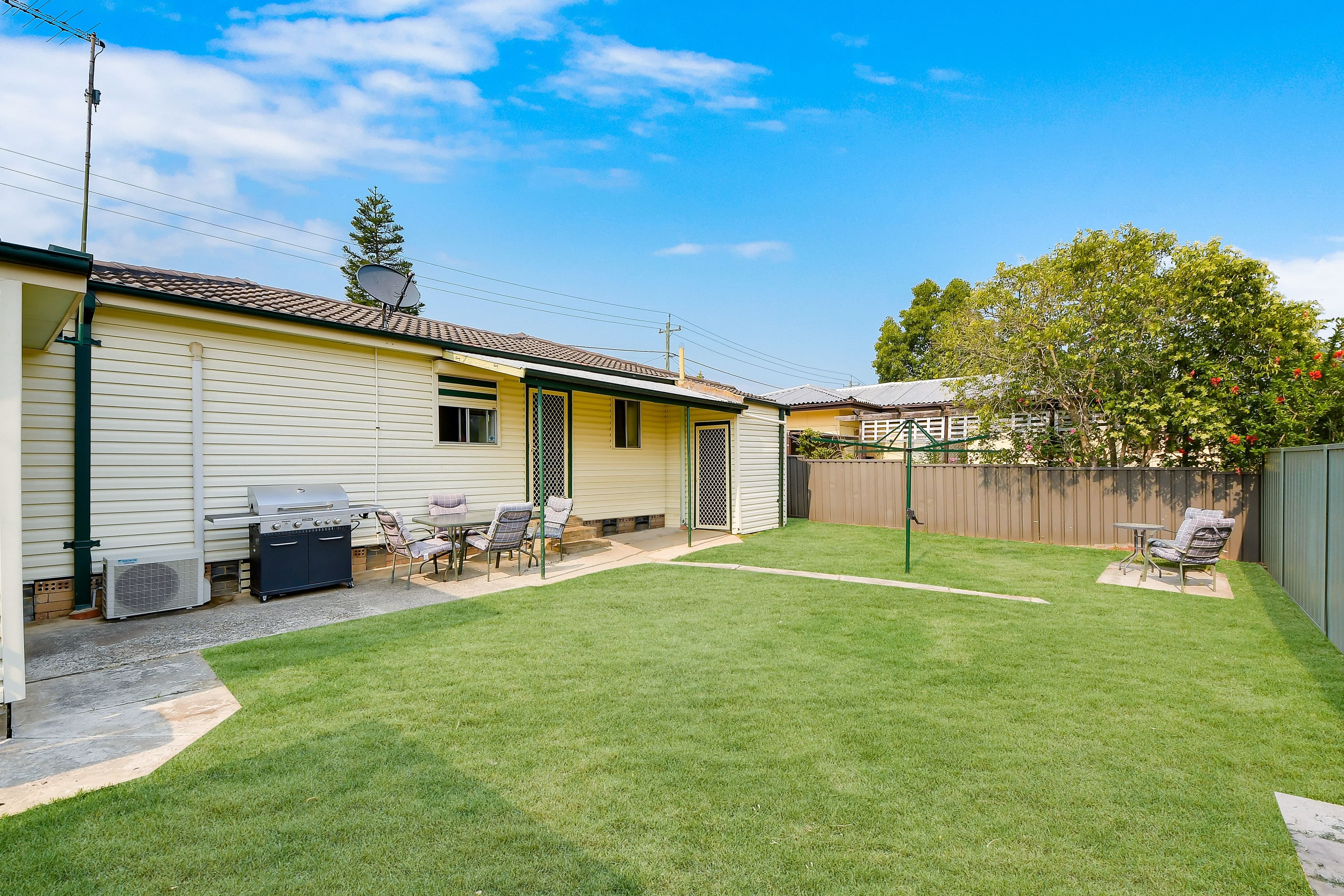 157 Oxford Street, Cambridge Park - Thumbnail 8