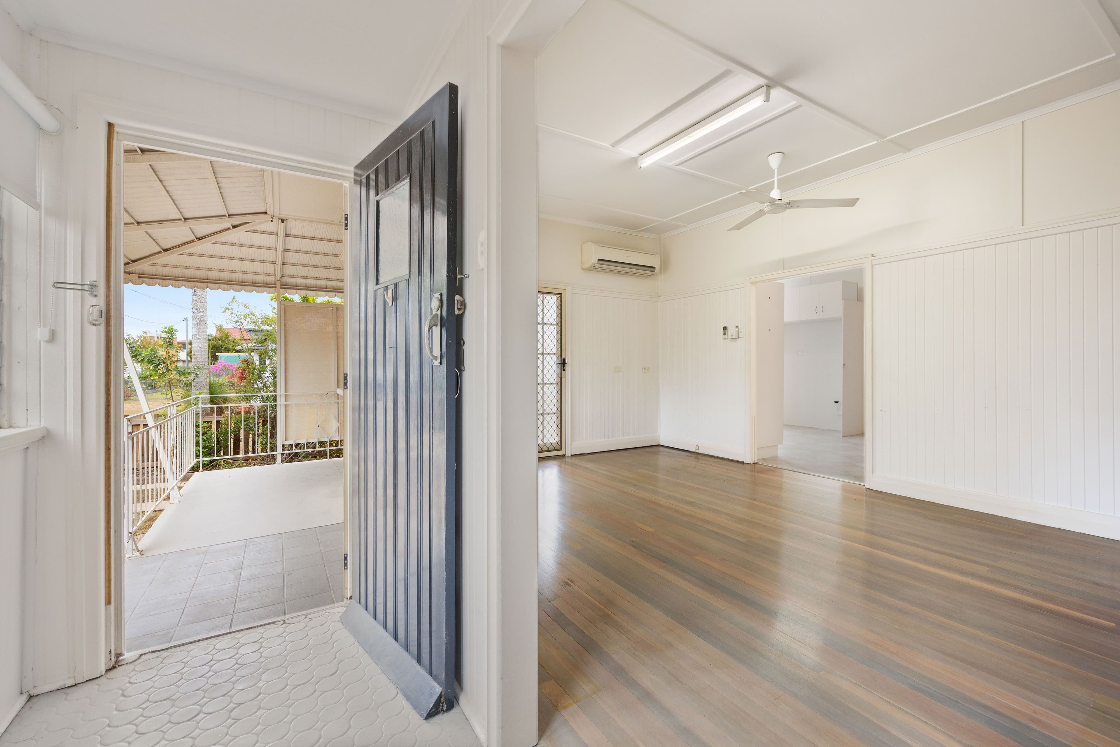 10 Aberdeen Avenue, Maryborough QLD 4650, Maryborough - Thumbnail 2