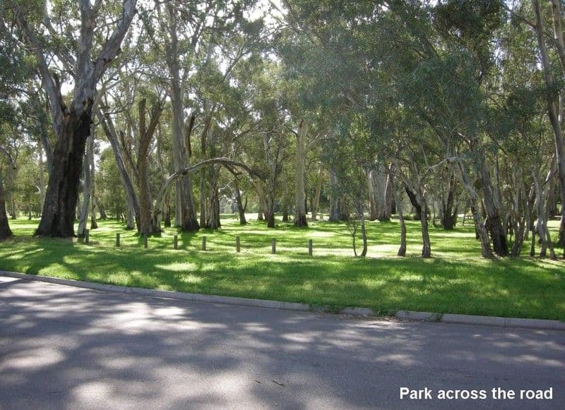 4D  Jane Crescent, SALISBURY SA 5108, Salisbury - Thumbnail 2