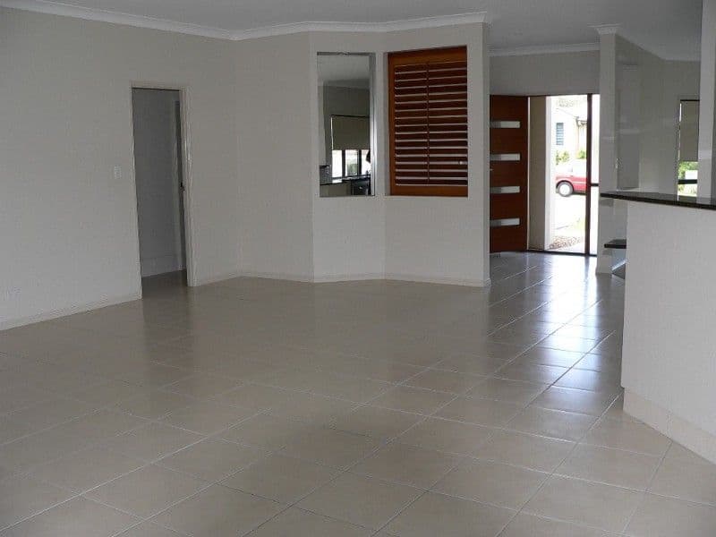 11 Nandina Court, UPPER COOMERA QLD 4209, Upper Coomera - Thumbnail 6