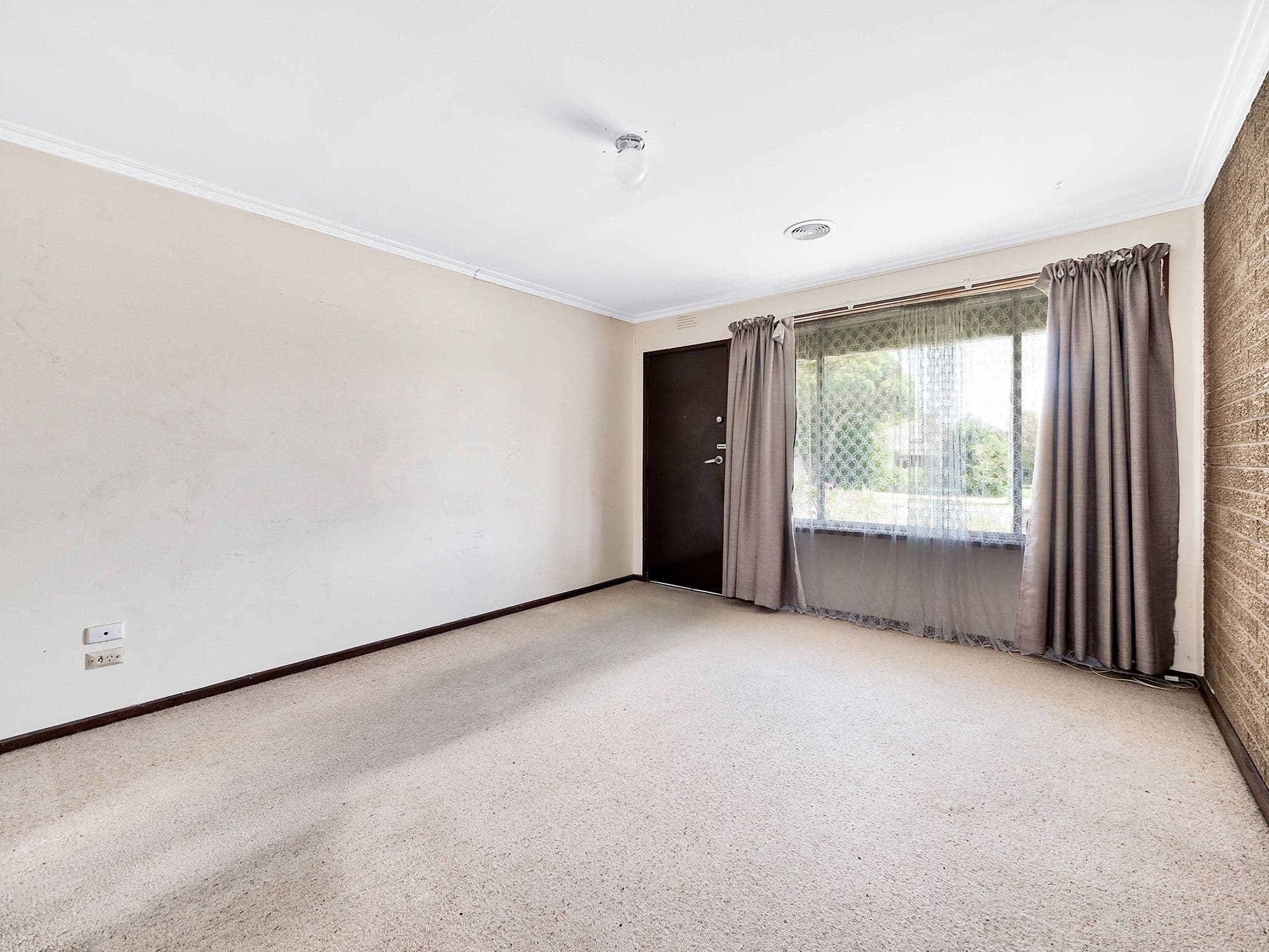8 Mclaren Avenue, Cranbourne VIC 3977, Cranbourne - Thumbnail 6