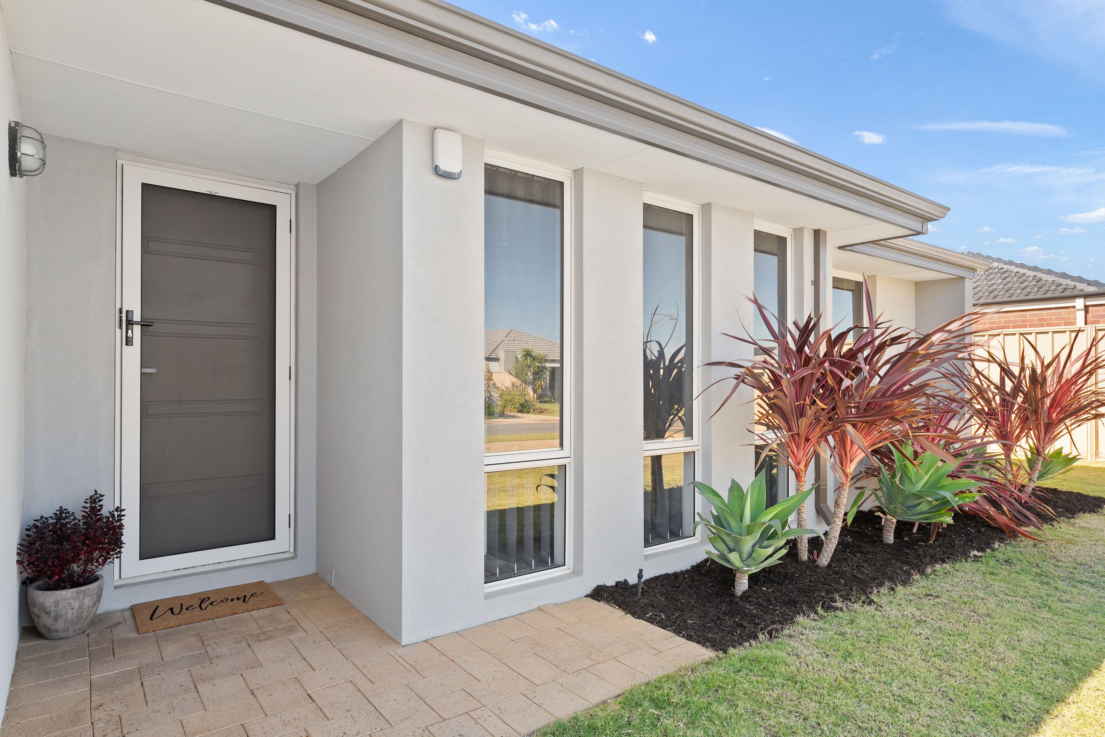 30 Southport Drive, Baldivis WA 6171, Baldivis - Thumbnail 2