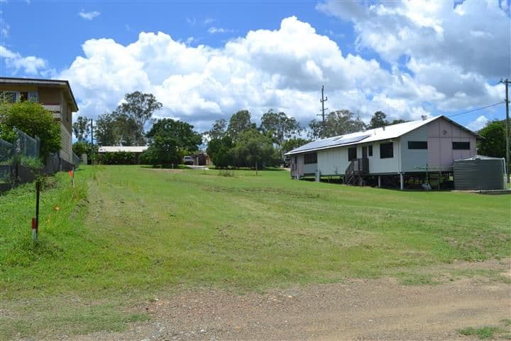 18 Brown Street, Calliope QLD 4680, Calliope - Thumbnail 4