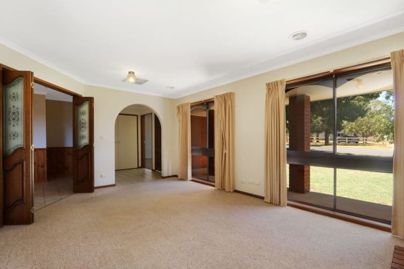 22 Meehan Street, Rutherglen VIC 3685, Rutherglen - Thumbnail 4