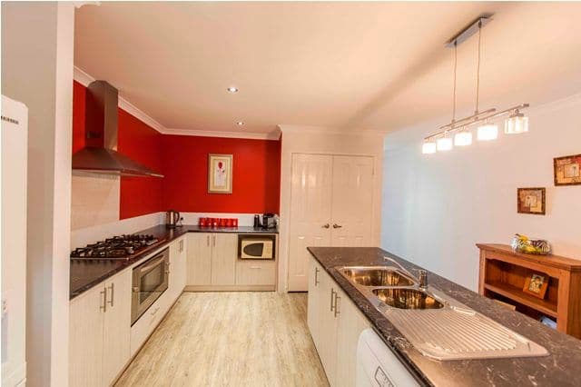 28 Fraser Close, MUCHEA WA 6501, Muchea - Thumbnail 2