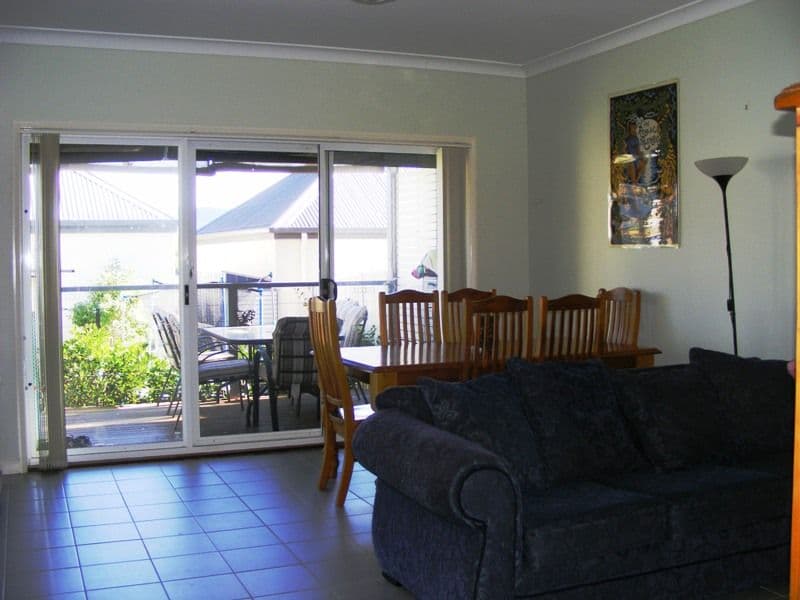 30 Broughton Avenue, TULLIMBAR NSW 2527, Tullimbar - Thumbnail 4