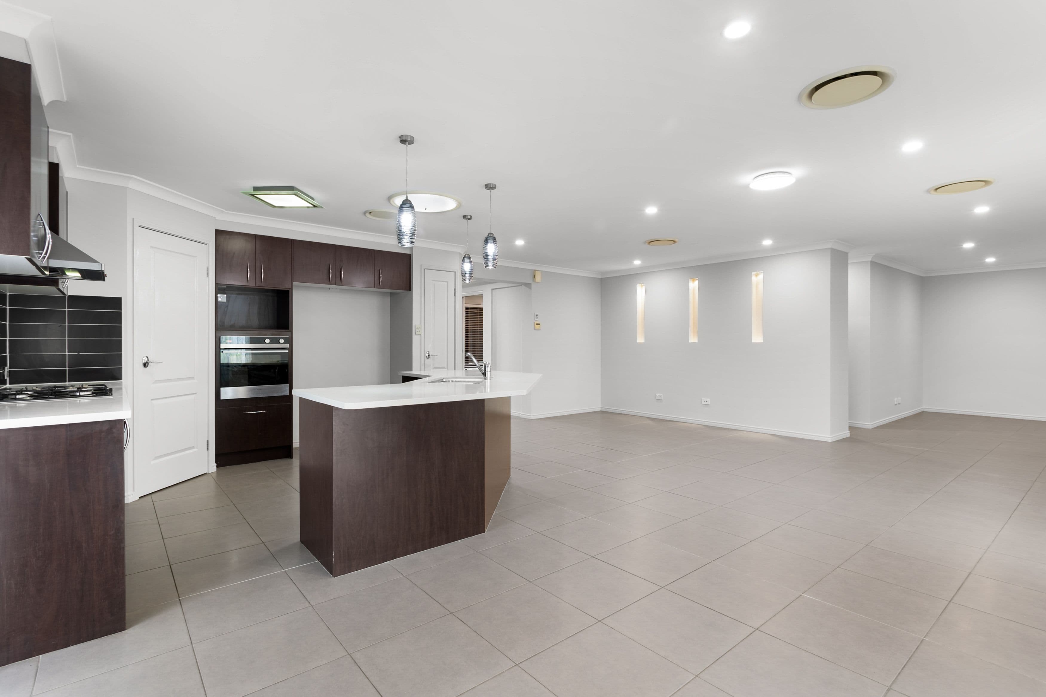 33 Tranquility Drive, Rothwell QLD 4022, Rothwell - Thumbnail 3