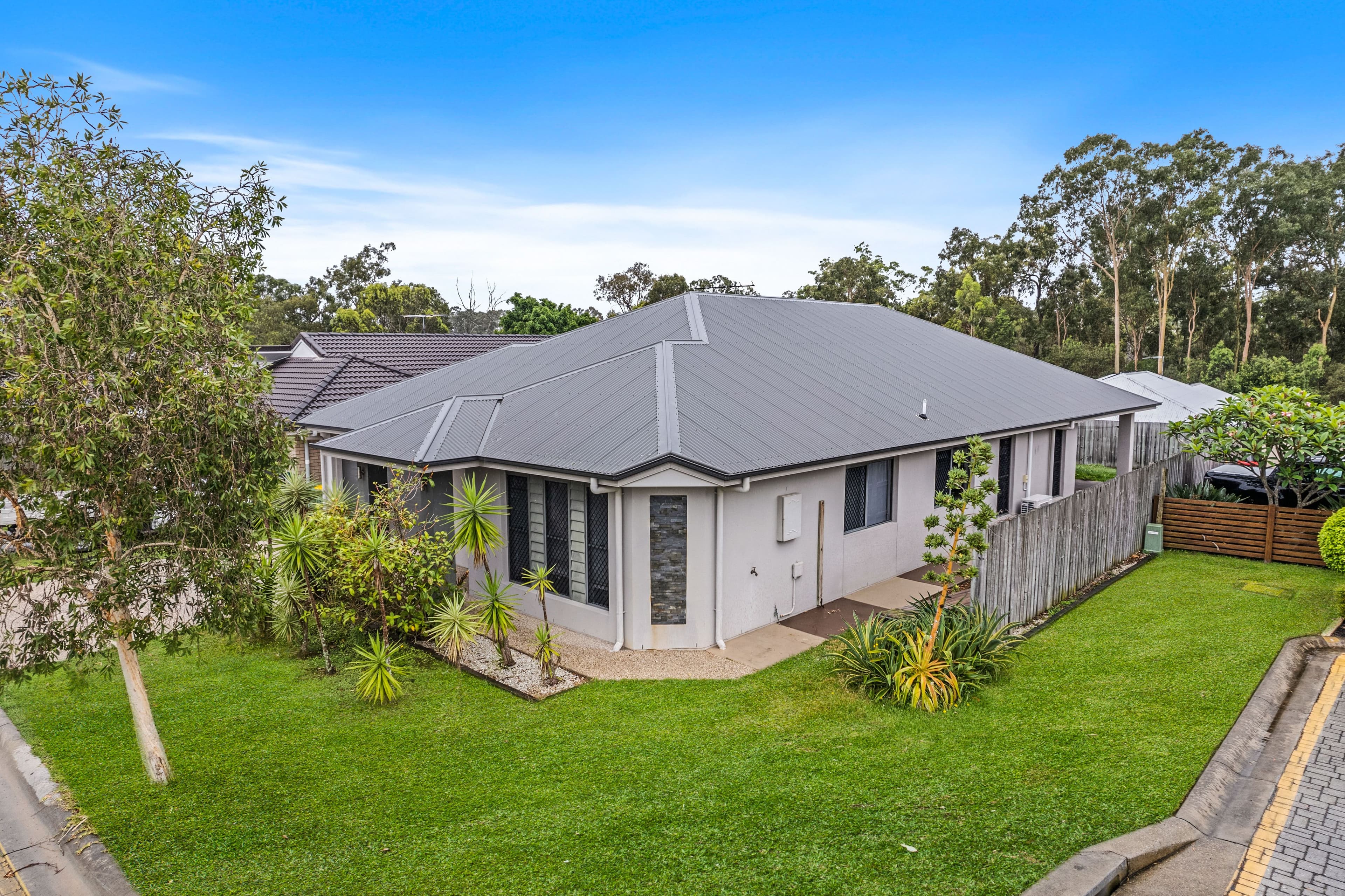 11 Wallaman Close, Waterford QLD 4133, Waterford - Thumbnail 2