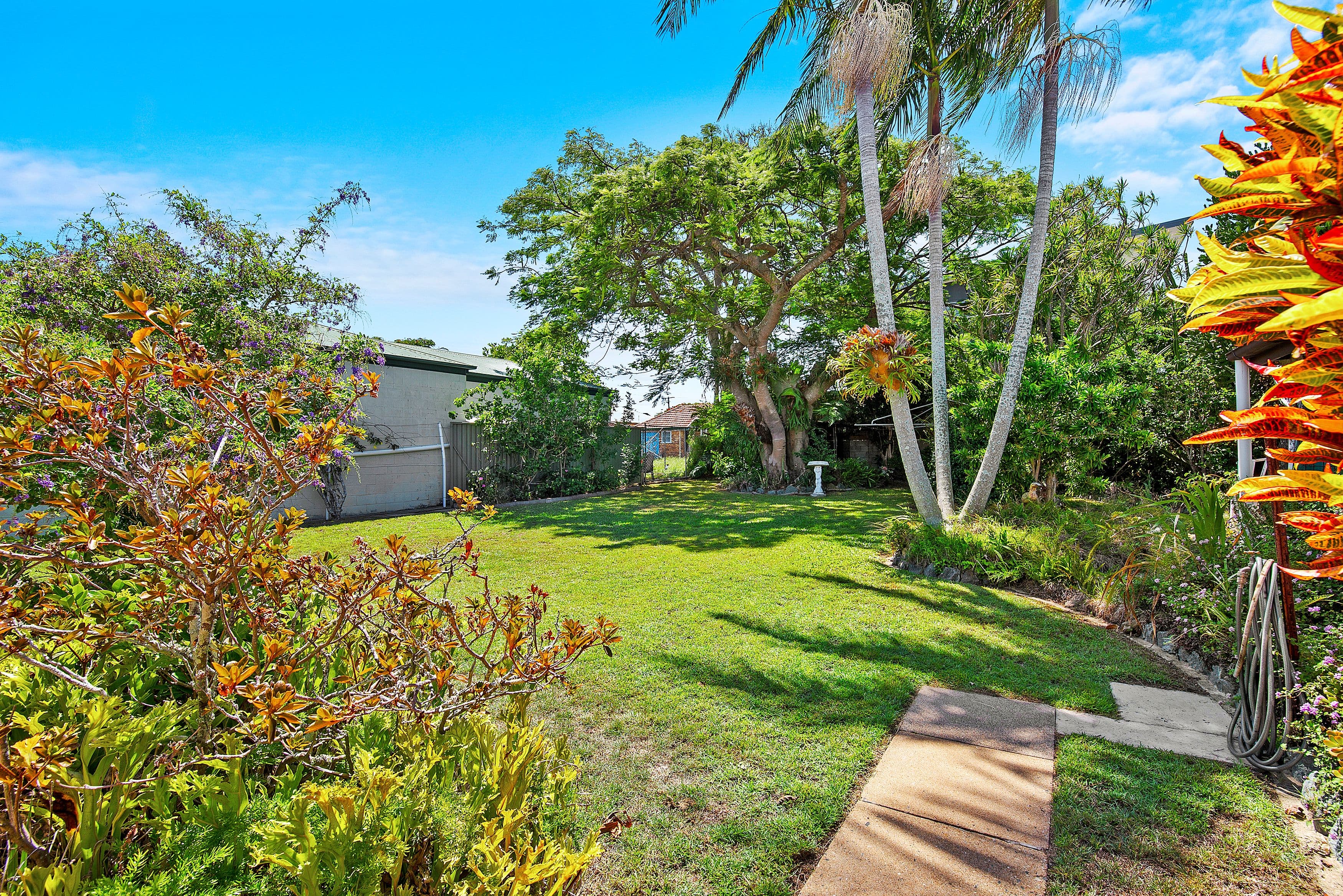 24 Collins Street, Woody Point QLD 4019, Woody Point - Thumbnail 4