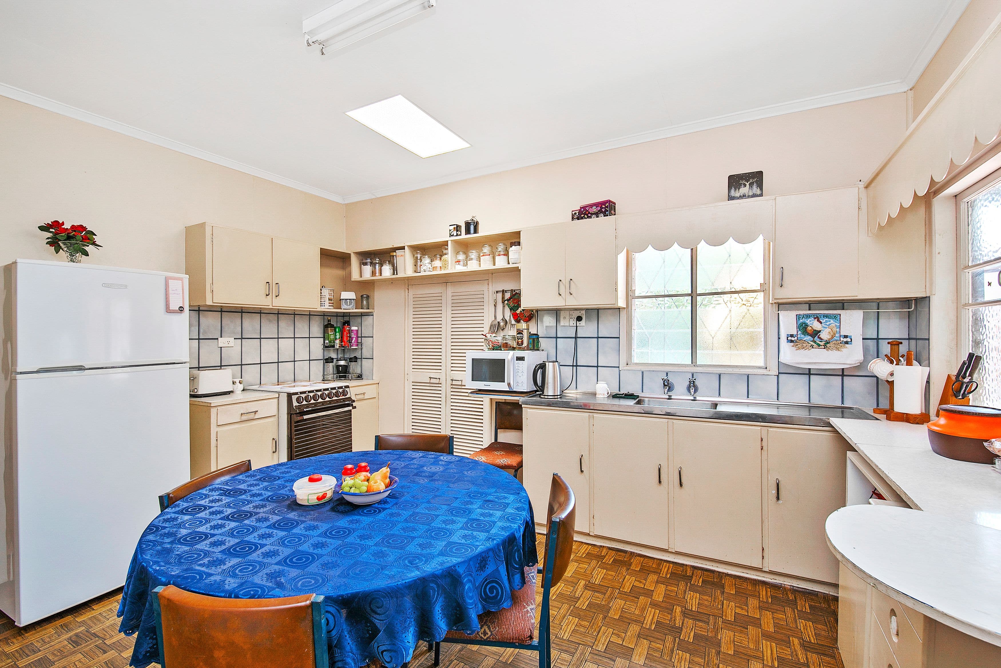 24 Collins Street, Woody Point QLD 4019, Woody Point - Thumbnail 5