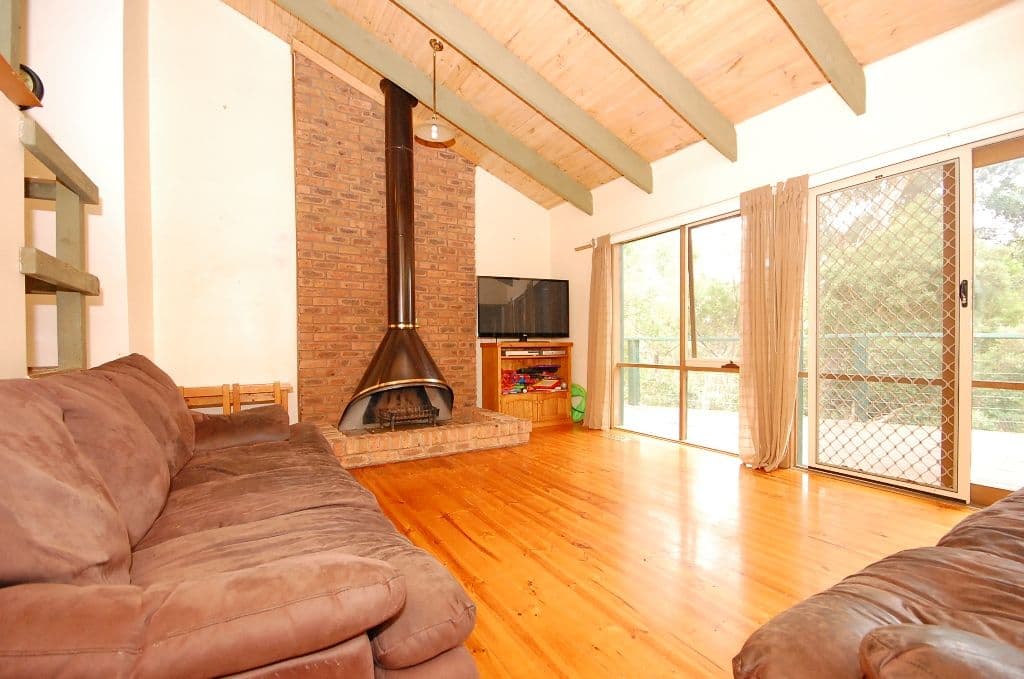 56 Russell Street, MOUNT EVELYN VIC 3796, Mount Evelyn - Image 1