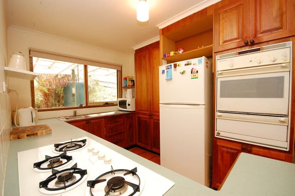 56 Russell Street, MOUNT EVELYN VIC 3796, Mount Evelyn - Thumbnail 2