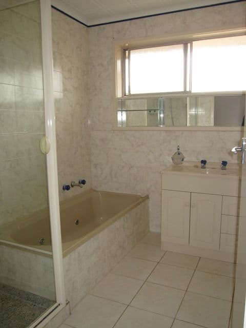 44 Bickley Avenue, THOMASTOWN VIC 3074, Thomastown - Thumbnail 7
