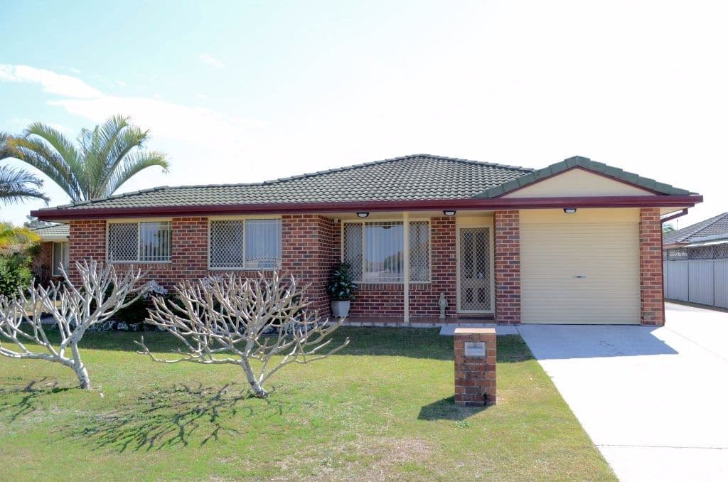 8 Parkview Crescent, YAMBA NSW 2464, Yamba - Image 1