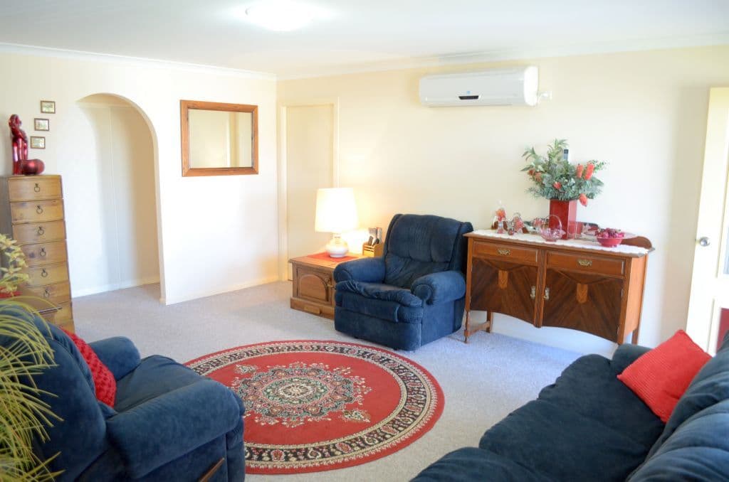 8 Parkview Crescent, YAMBA NSW 2464, Yamba - Thumbnail 2