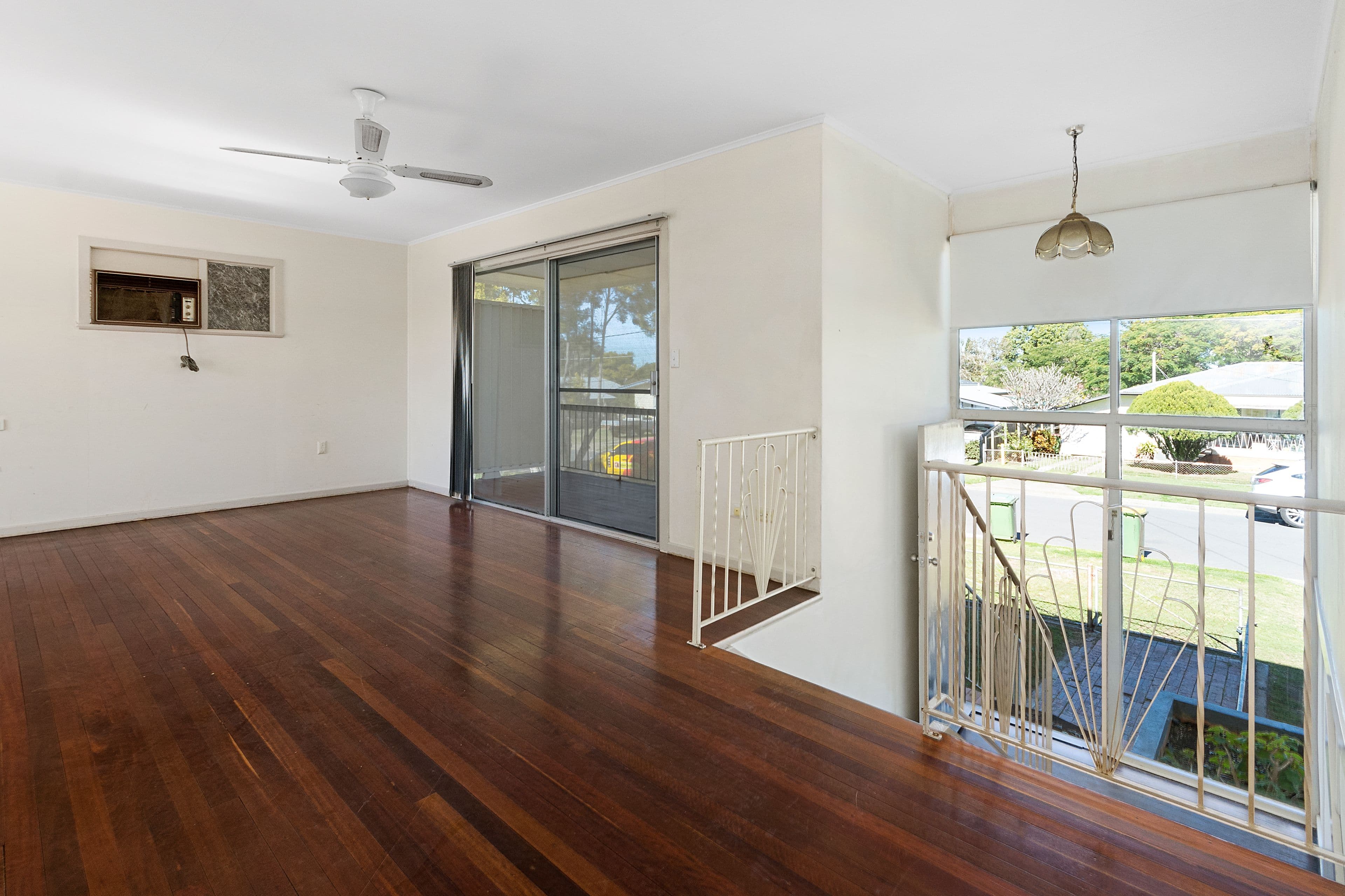 34 Vivian Street, Eastern Heights QLD 4305, Eastern Heights - Thumbnail 4