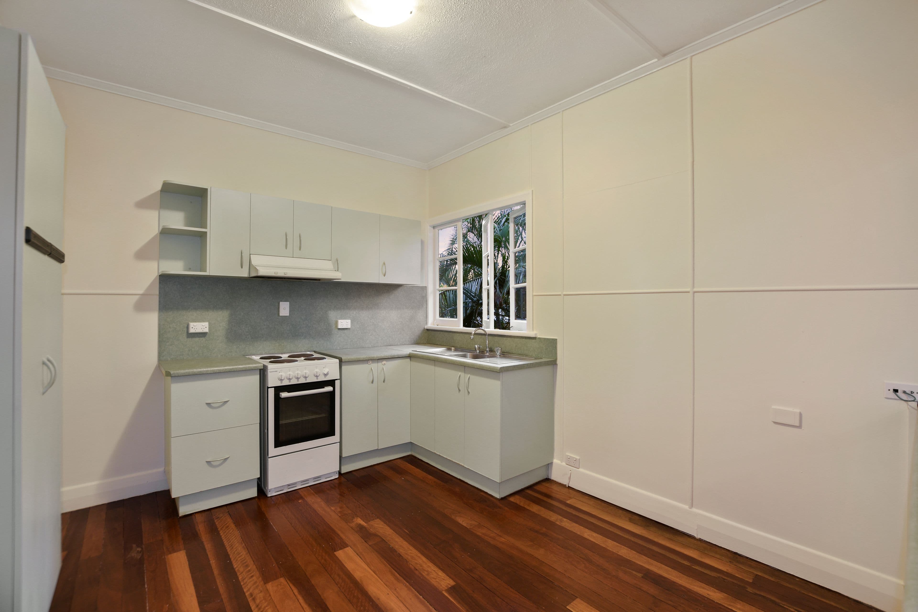 64 Hammett Street, Currajong QLD 4812, Currajong - Thumbnail 4