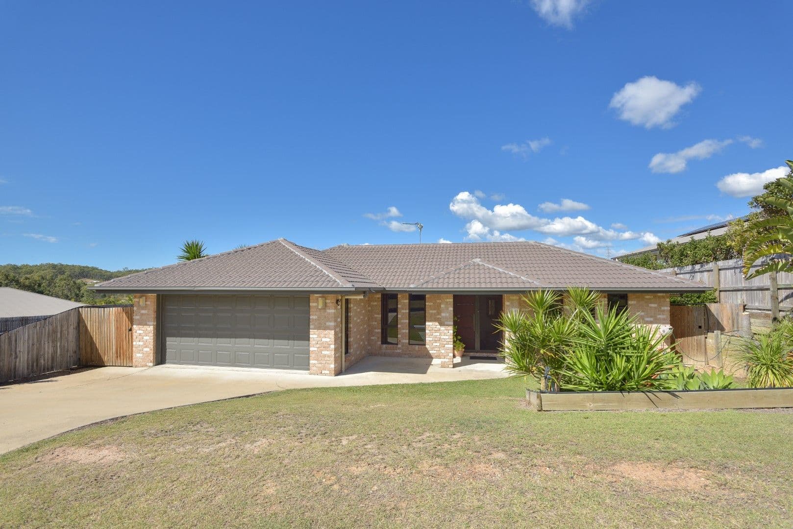 11 Spence Court, Kirkwood QLD 4680, Kirkwood - Image 1