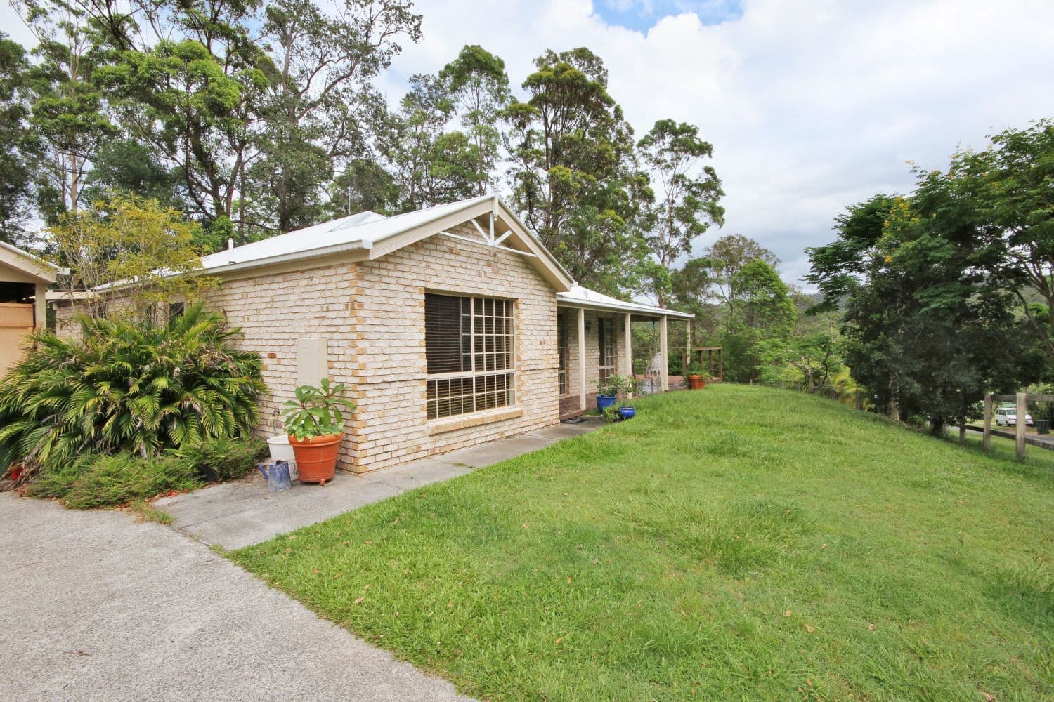 17 Lomatia Court, BONOGIN QLD 4213, Bonogin - Thumbnail 8