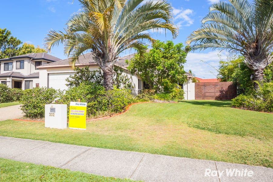202 Endeavour Drive, Banksia Beach QLD 4507, Banksia Beach - Thumbnail 5