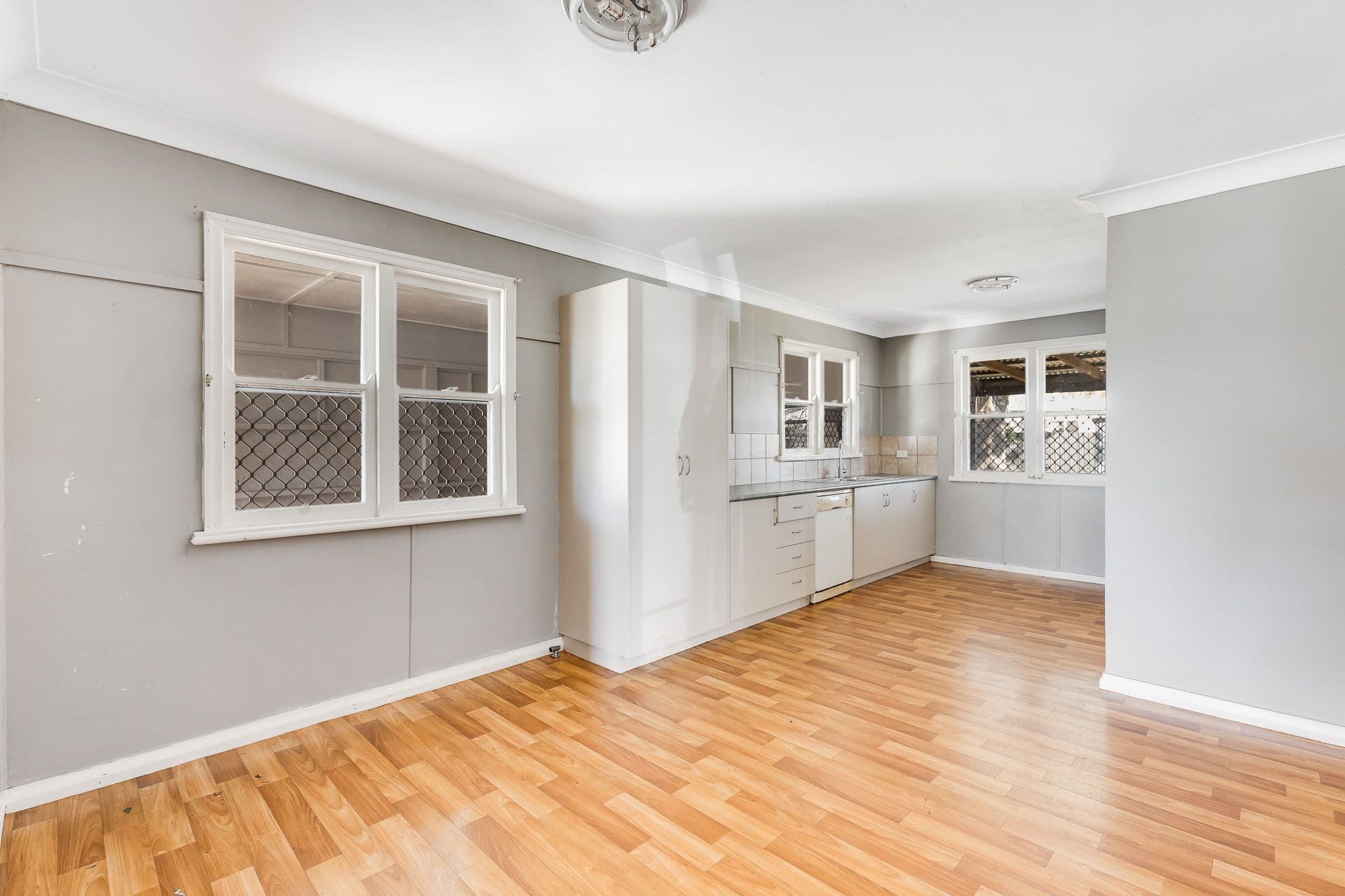 20 Tomkinson Street, Wilsonton QLD 4350, Wilsonton - Thumbnail 4