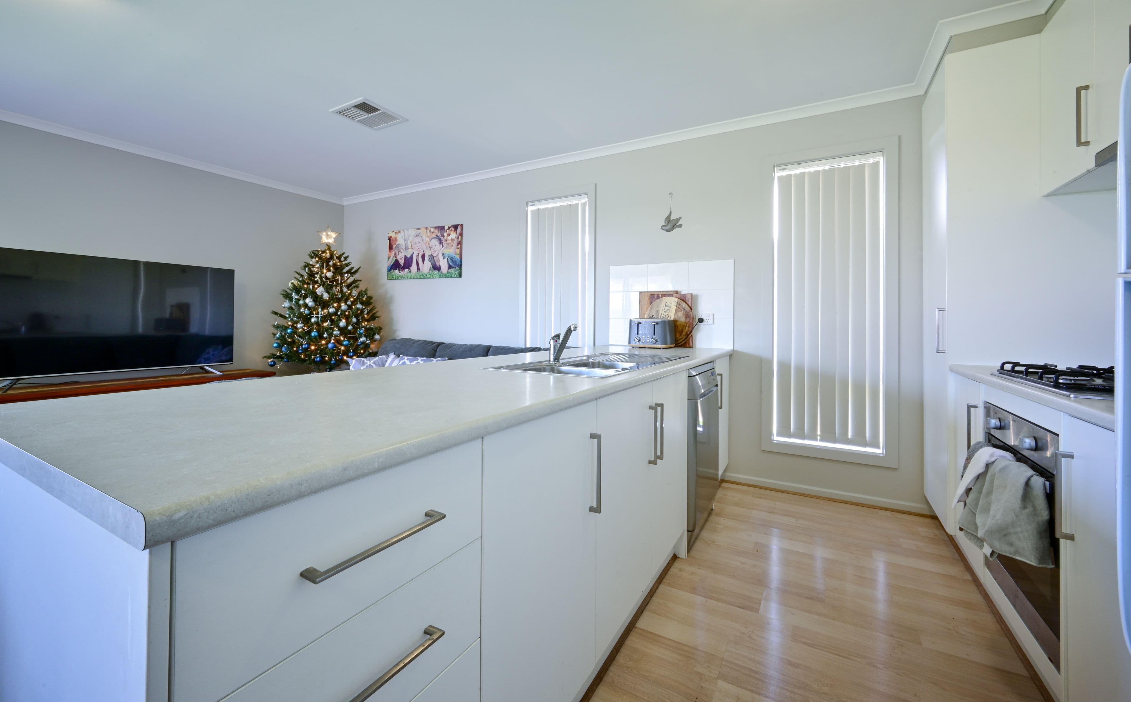5 Pollock Street, Whyalla Jenkins SA 5609, Whyalla Jenkins - Thumbnail 2