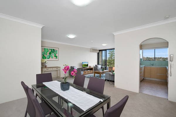 27 Carrington Parade, Manly Vale, North Manly - Thumbnail 2