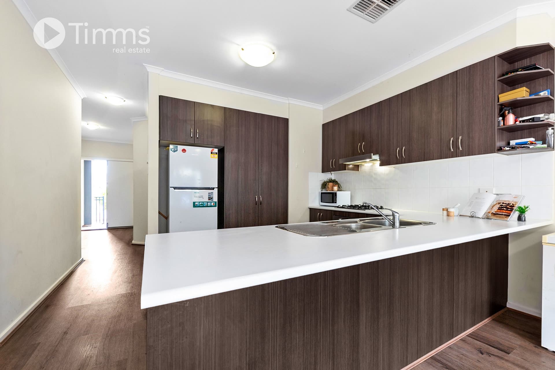 65 Nolan Place, Munno Para - Thumbnail 2