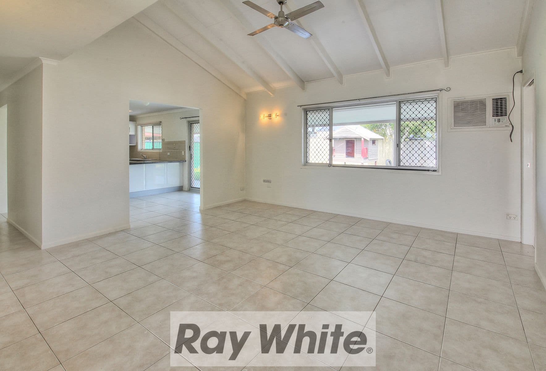 17 Vermont Crescent, Mount Warren Park QLD 4207, Mount Warren Park - Thumbnail 6