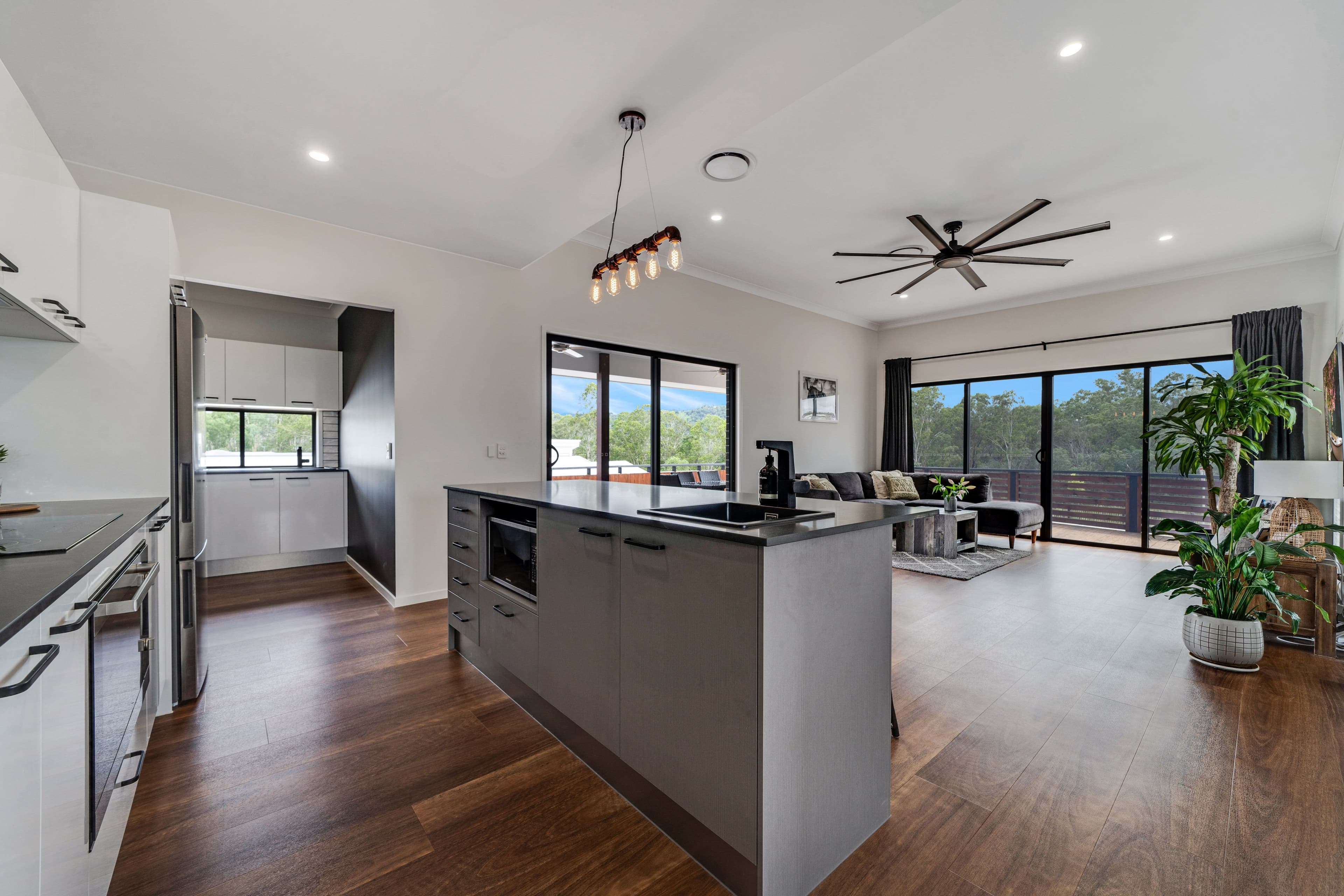 21 Brookhaven Boulevard, Bahrs Scrub QLD 4207, Bahrs Scrub - Thumbnail 5