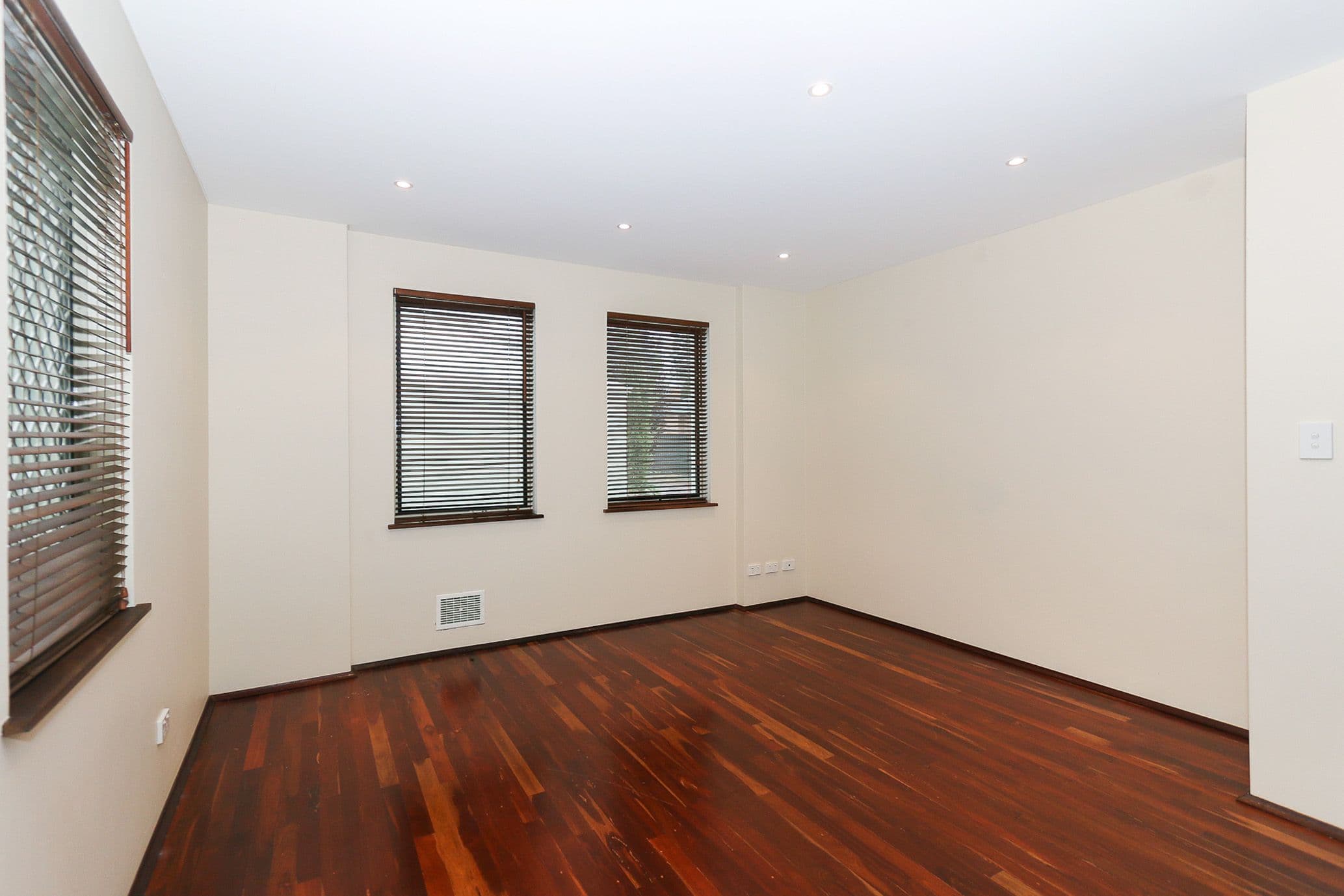 23a Watkins Street, White Gum Valley WA 6162, White Gum Valley - Thumbnail 5