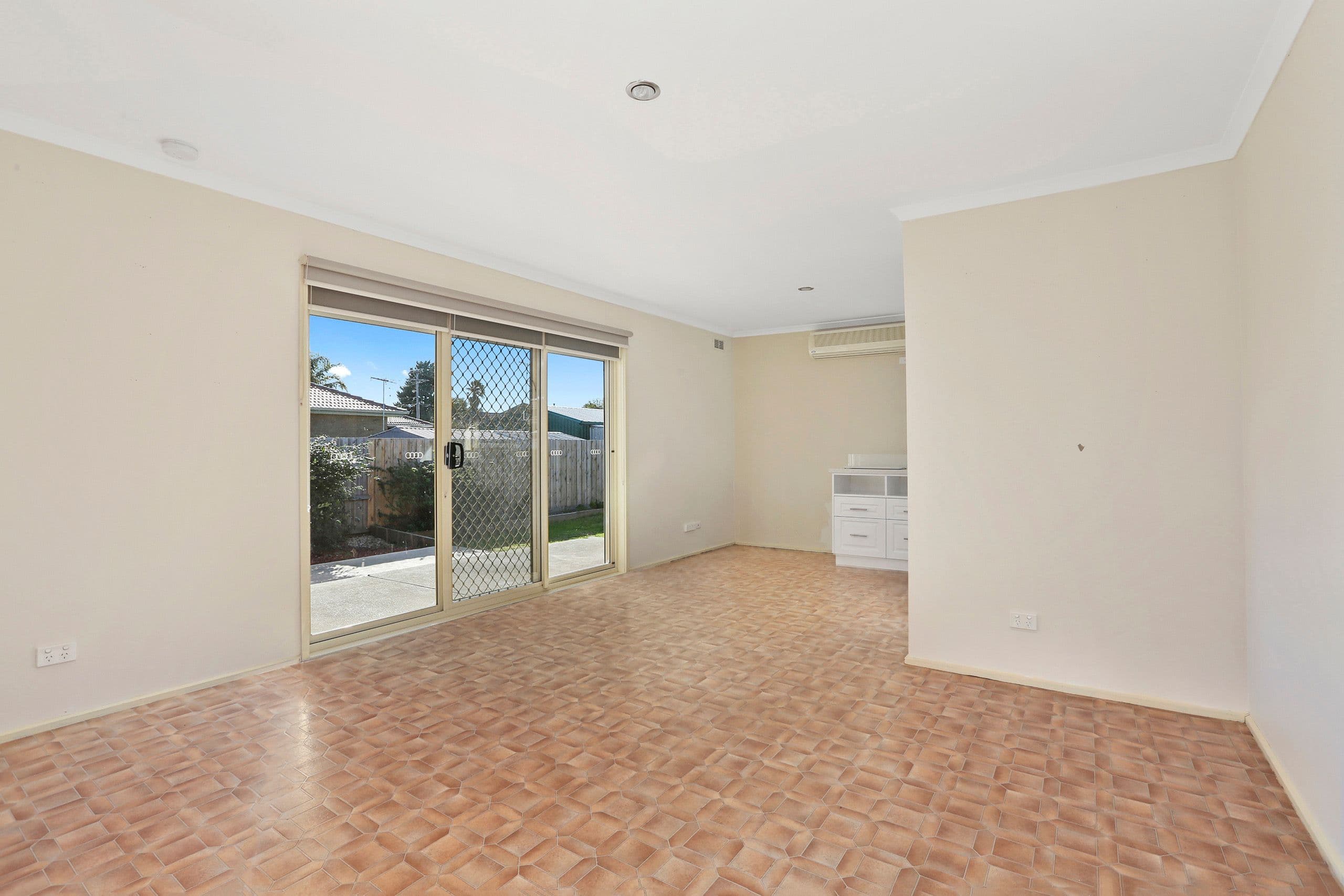 2 Ware Street, Lara VIC 3212, Lara - Thumbnail 2