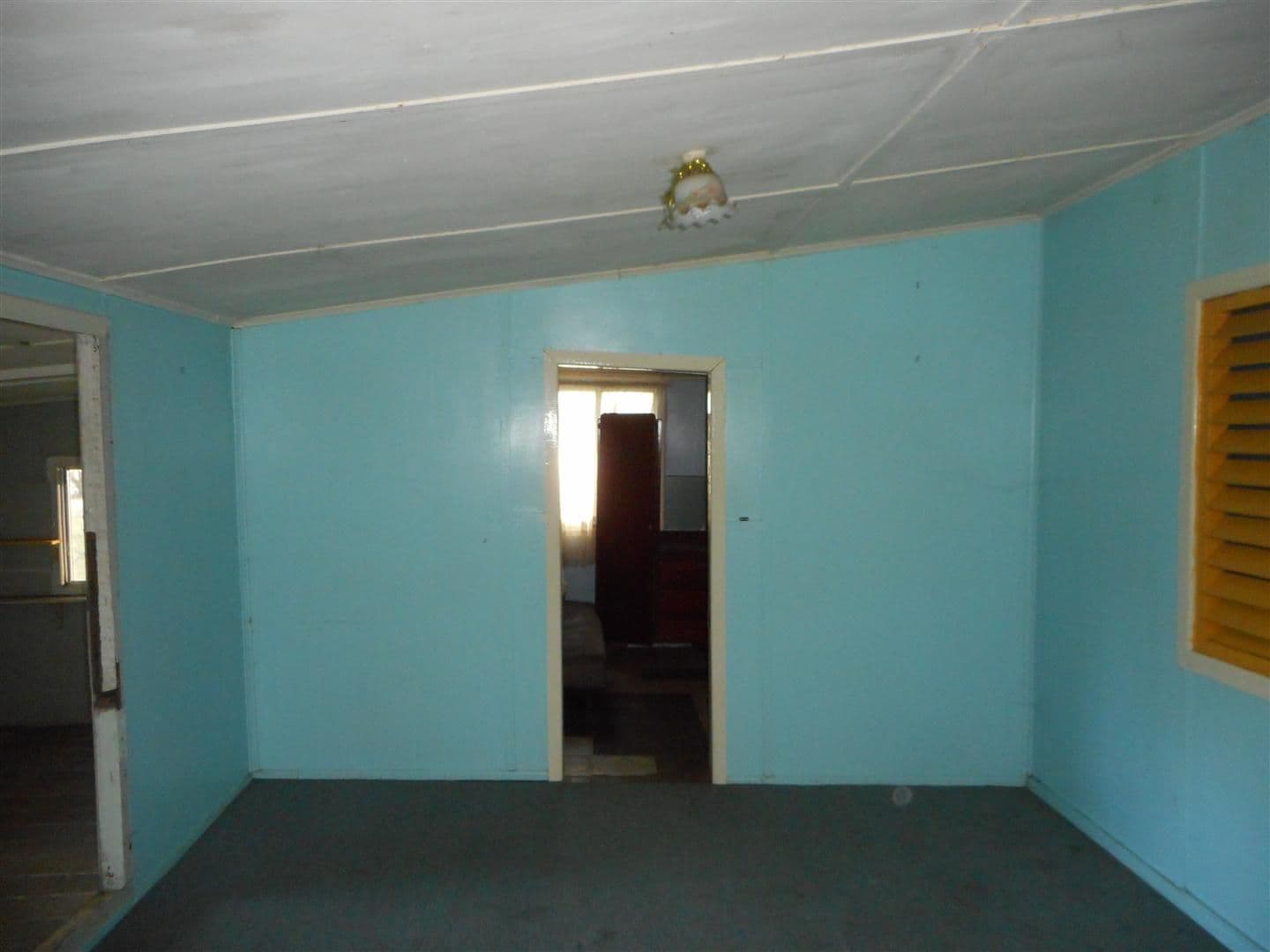 28 Normanby Street, Dingo QLD 4702, Dingo - Thumbnail 3