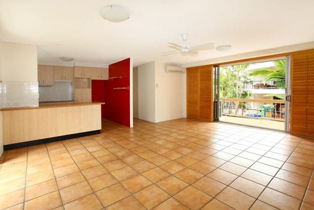 18 Tarcoola Crescent, SURFERS PARADISE QLD 4217, Surfers Paradise - Thumbnail 3