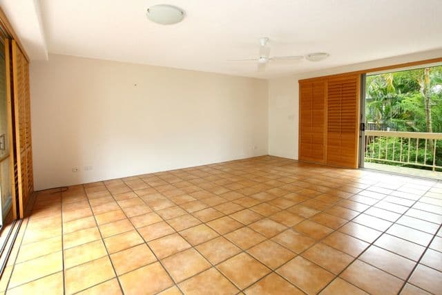 18 Tarcoola Crescent, SURFERS PARADISE QLD 4217, Surfers Paradise - Thumbnail 4