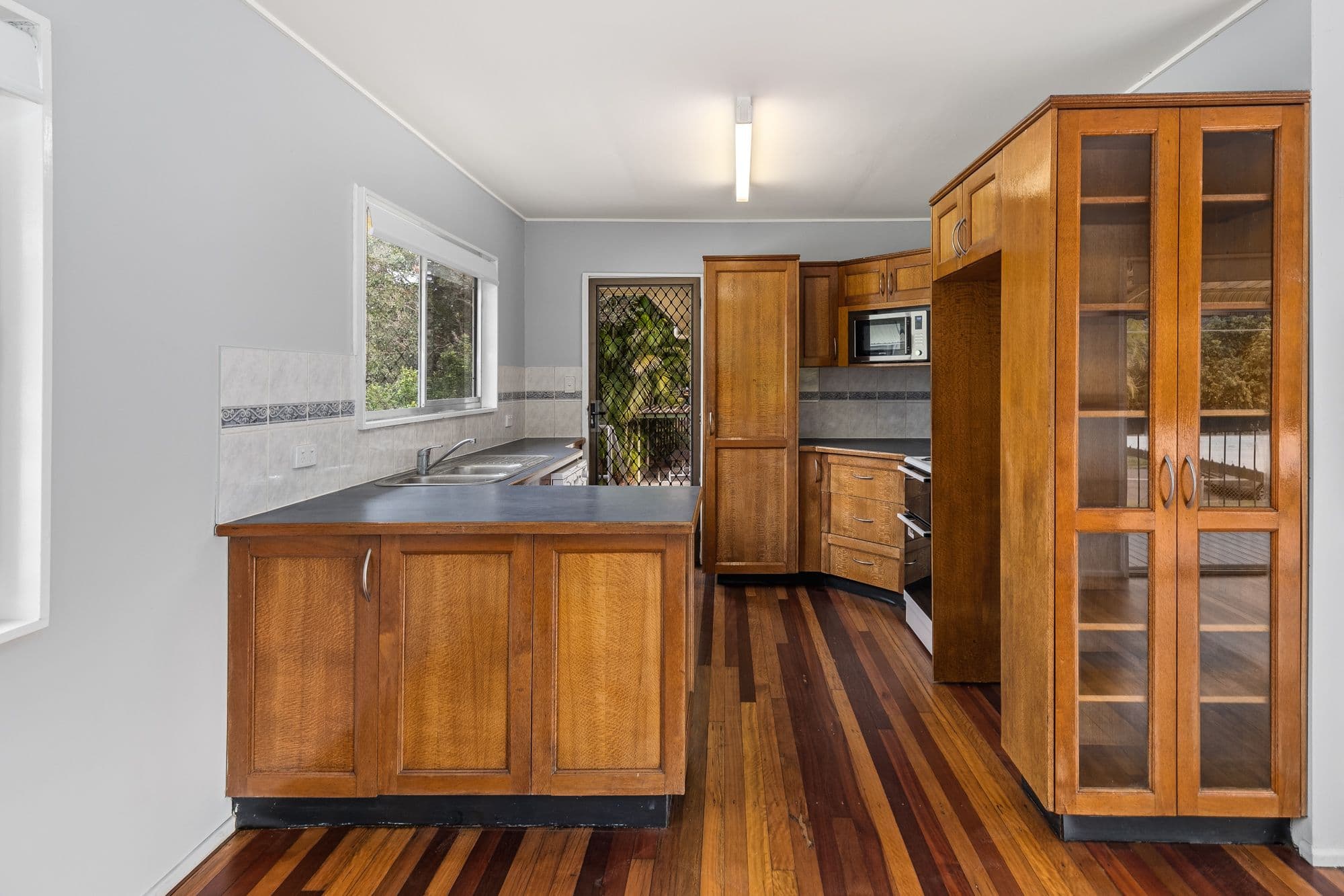 17 Haldane Street, Graceville QLD 4075, Graceville - Thumbnail 3