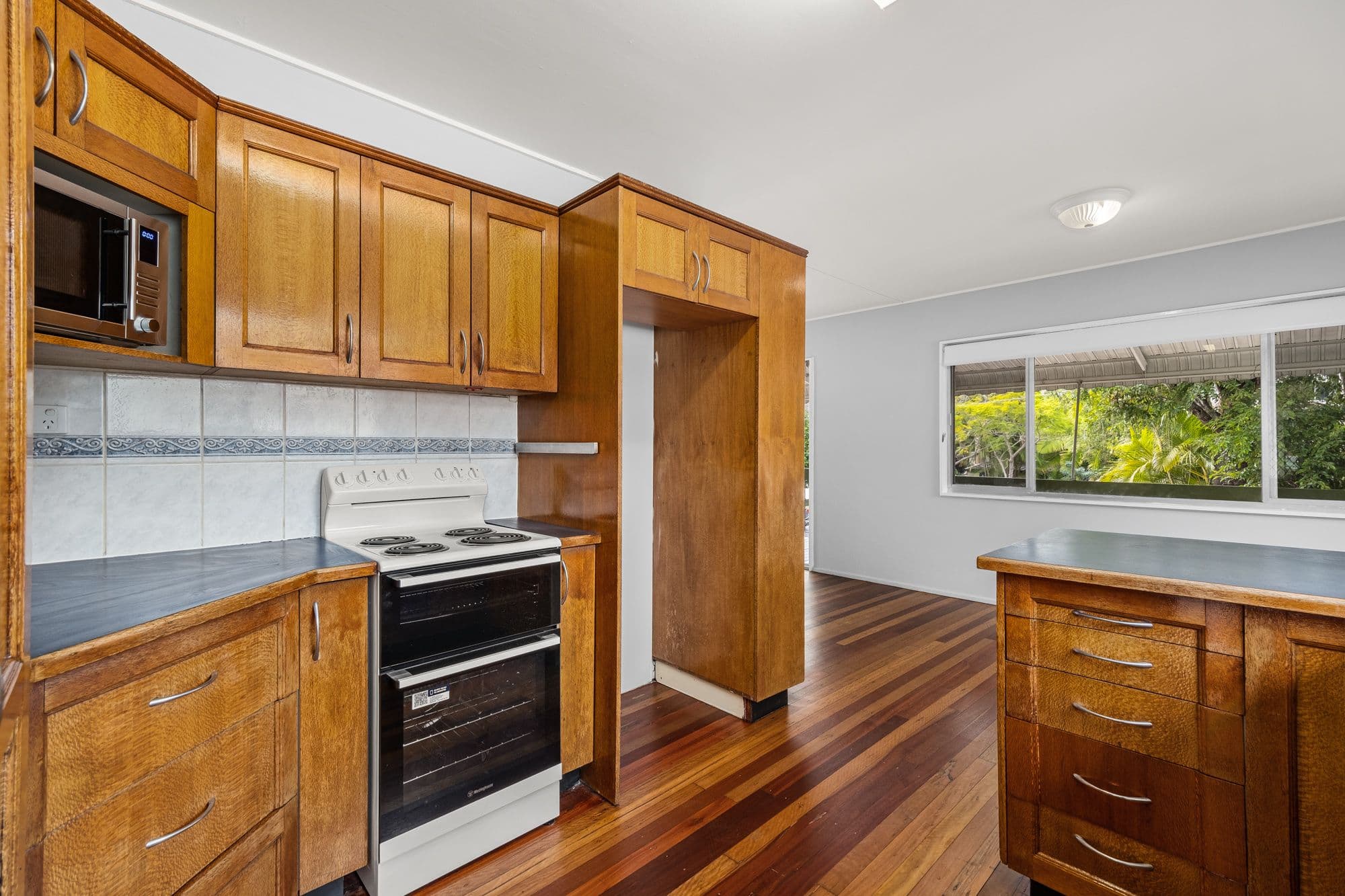 17 Haldane Street, Graceville QLD 4075, Graceville - Thumbnail 4