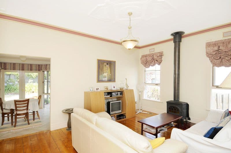 6 Robertson Street, PRESTON VIC 3072, Preston - Thumbnail 2