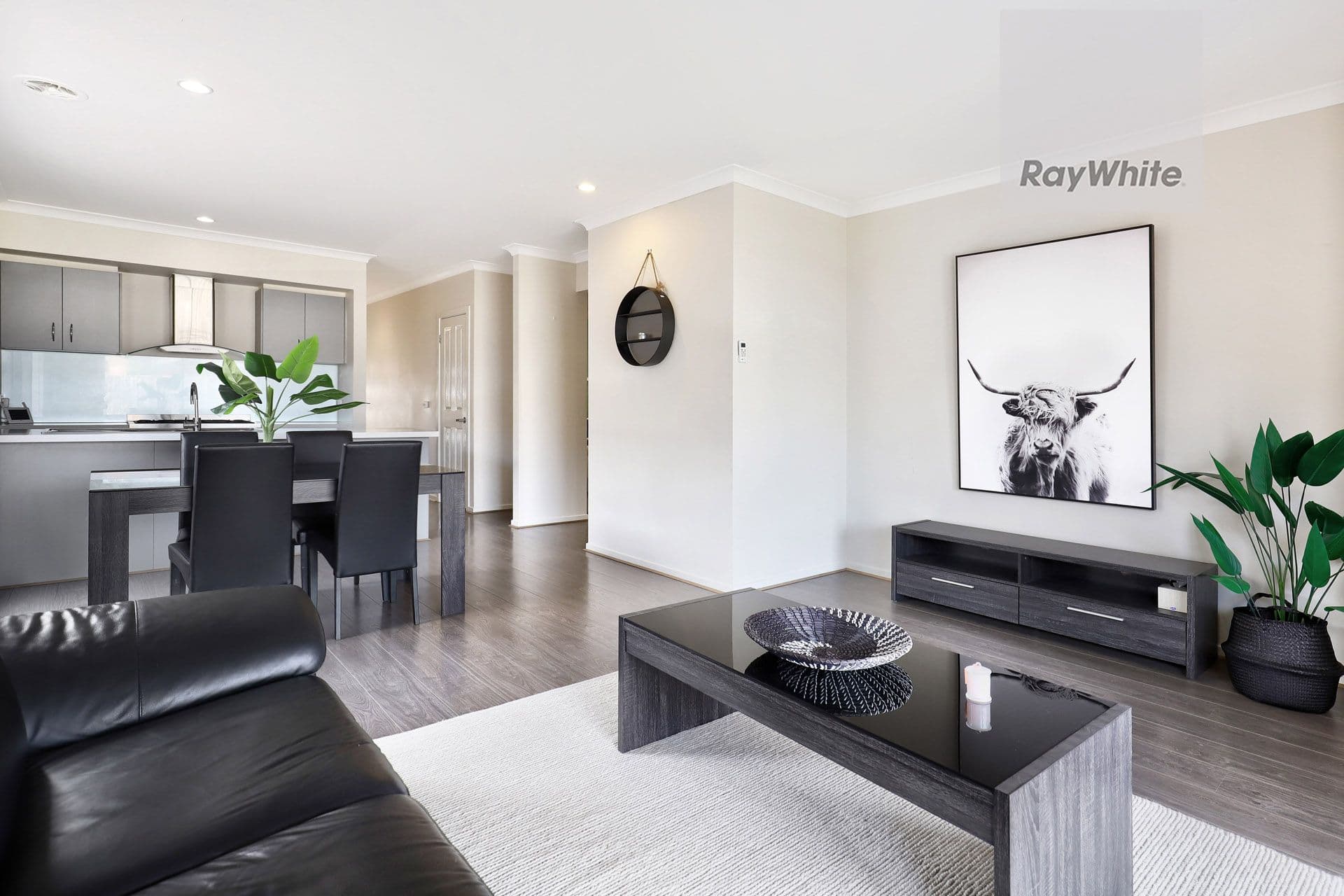 16 Scarlet Drive, Greenvale VIC 3059, Greenvale - Thumbnail 4
