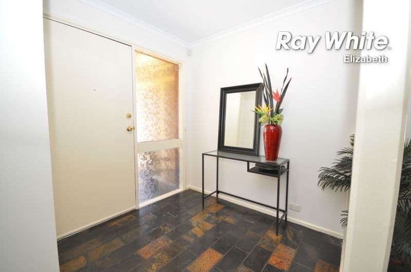 20 Karrawirra Close, Craigmore SA 5114, Craigmore - Thumbnail 3