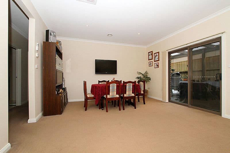 7 Tuross Crescent, SOUTH MORANG VIC 3752, South Morang - Thumbnail 6