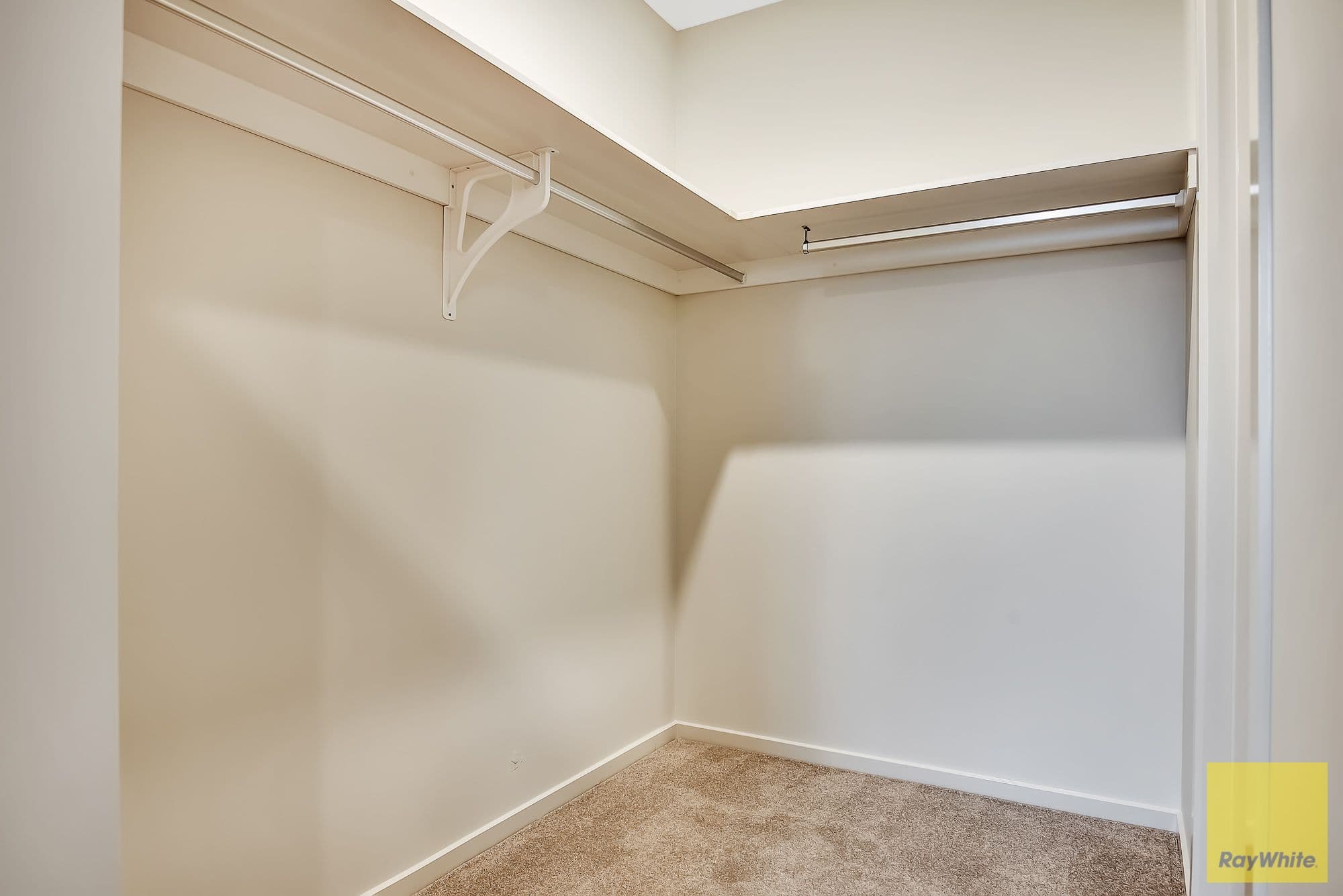 6 Gauja Street, Craigieburn VIC 3064, Craigieburn - Thumbnail 4