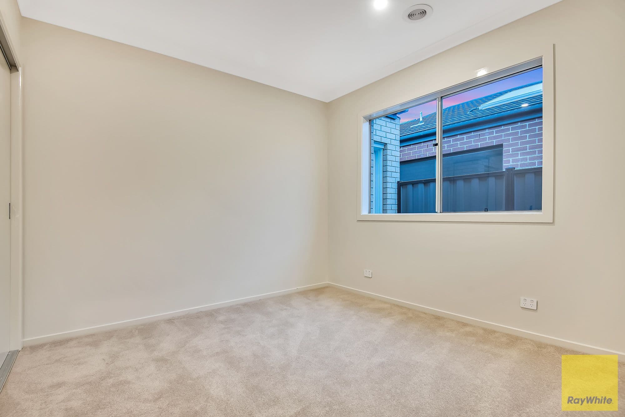 6 Gauja Street, Craigieburn VIC 3064, Craigieburn - Thumbnail 8