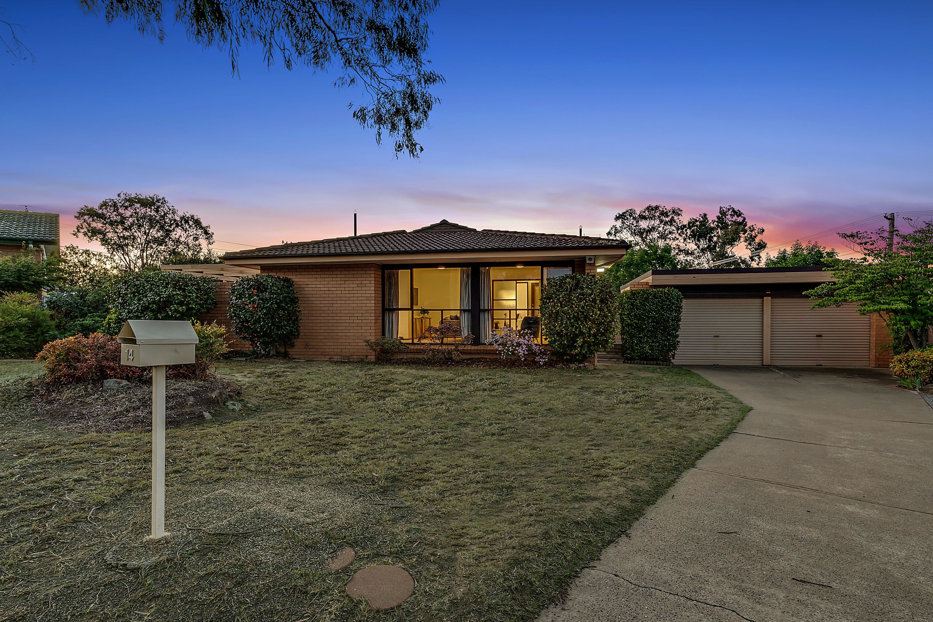 14 Jarvis Place, Macquarie ACT 2614, Macquarie - Image 1