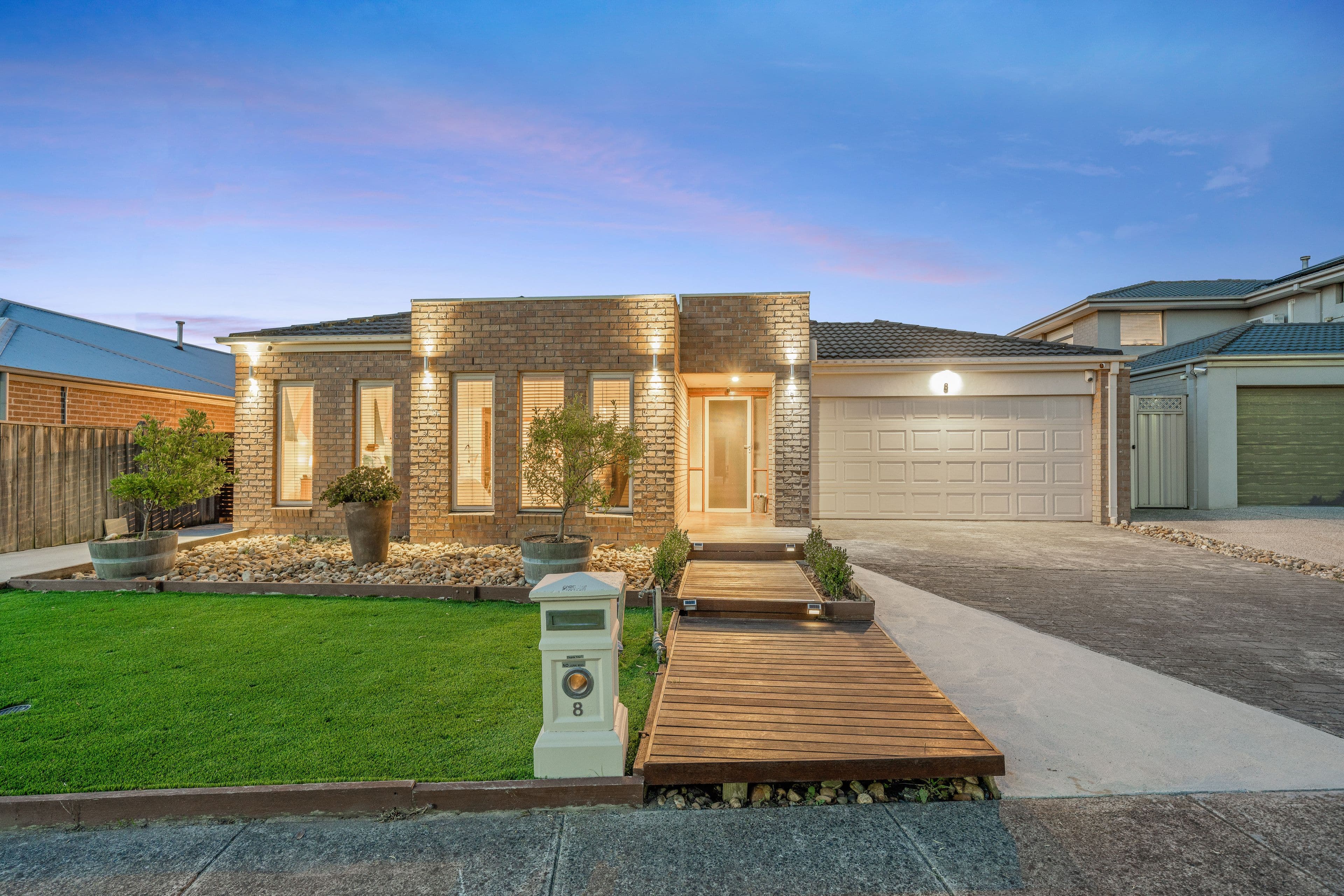 8 Locky Grove, Lyndhurst VIC 3975, Lyndhurst - Image 1