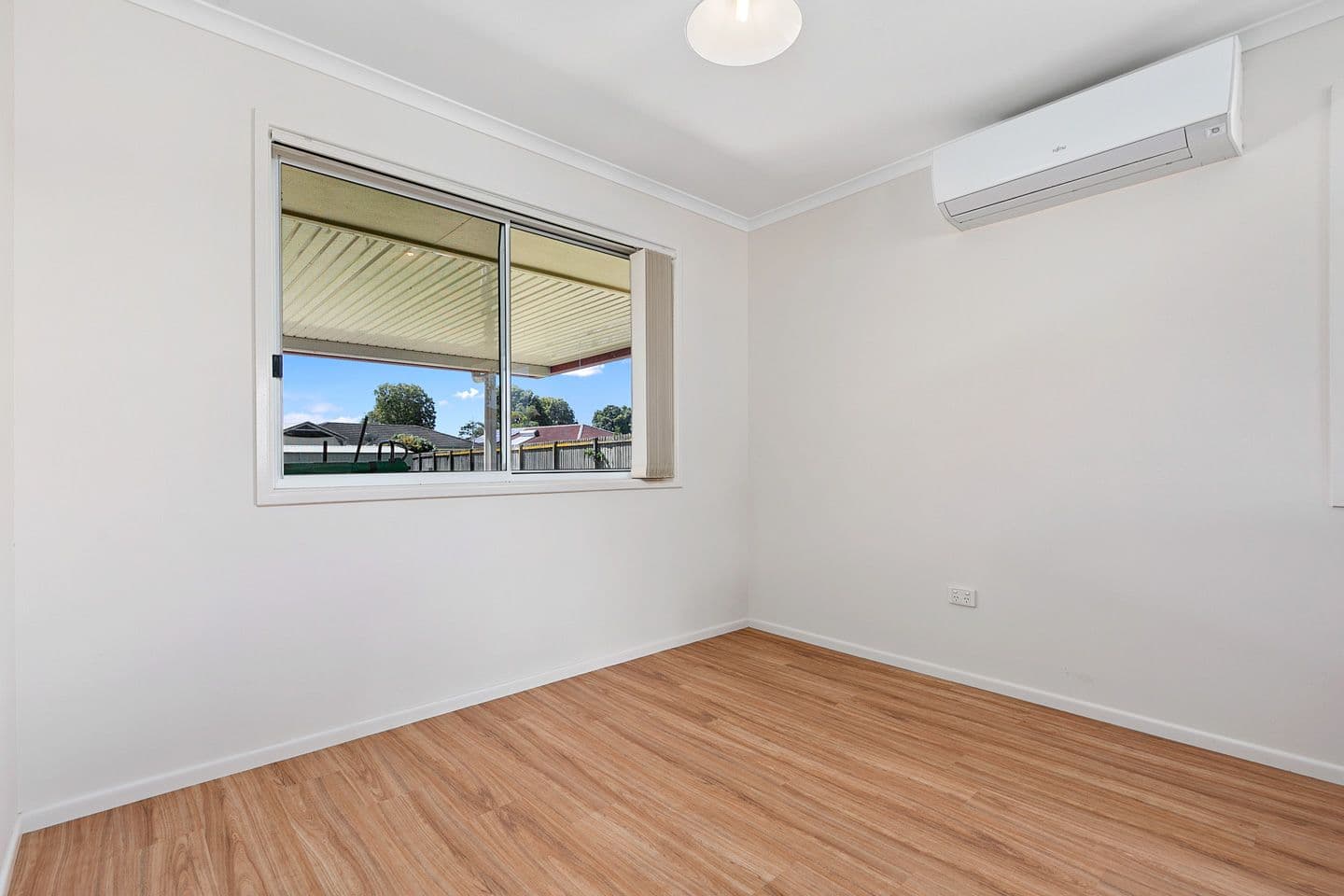 5 Oxford Place, Urraween QLD 4655, Urraween - Thumbnail 2